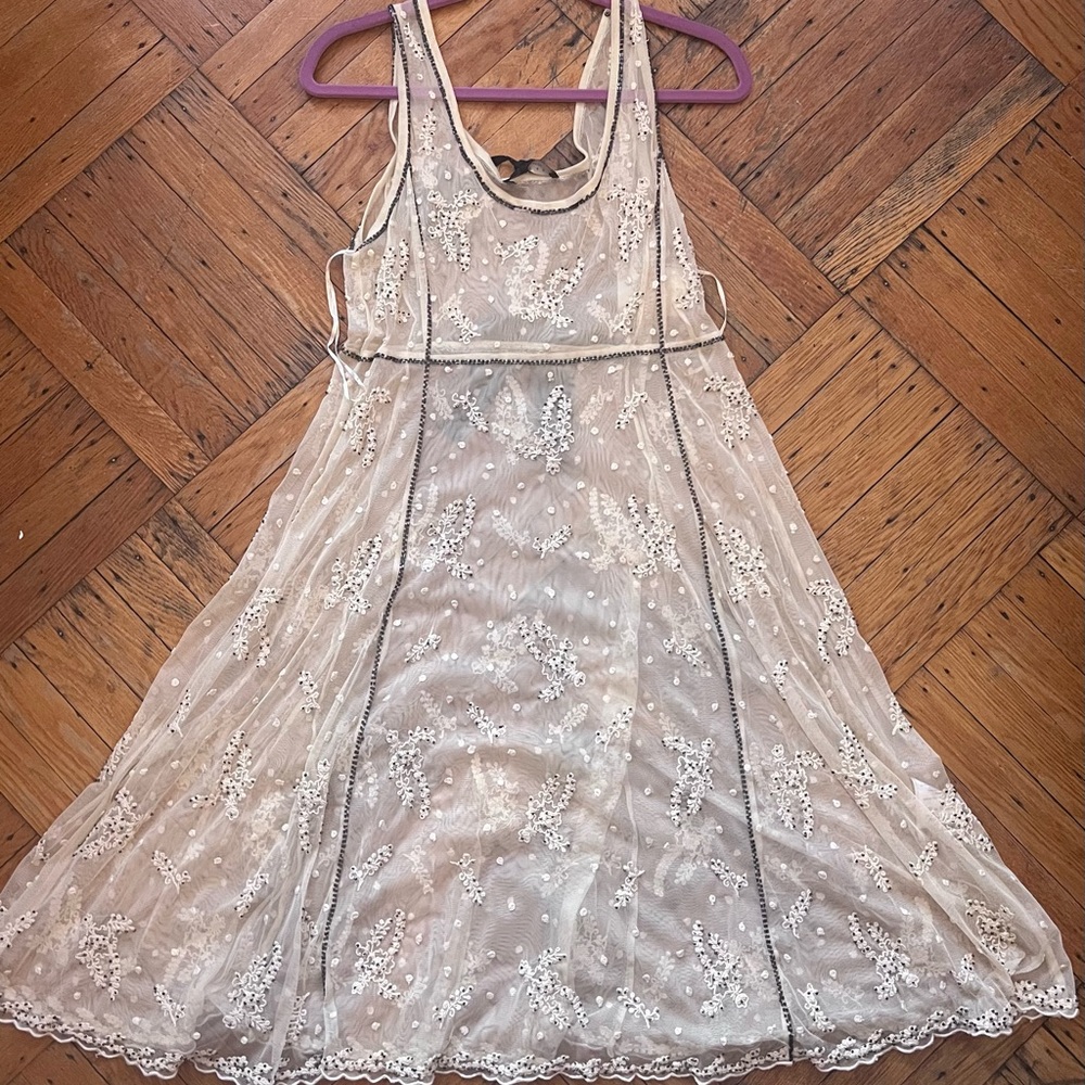 Stunning TWIN-SET TULLE DRESS with BEADED DETAIL size XL